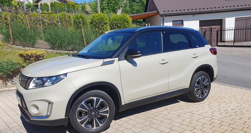 Suzuki Vitara cena 79900 przebieg: 99000, rok produkcji 2020 z Łuków małe 781